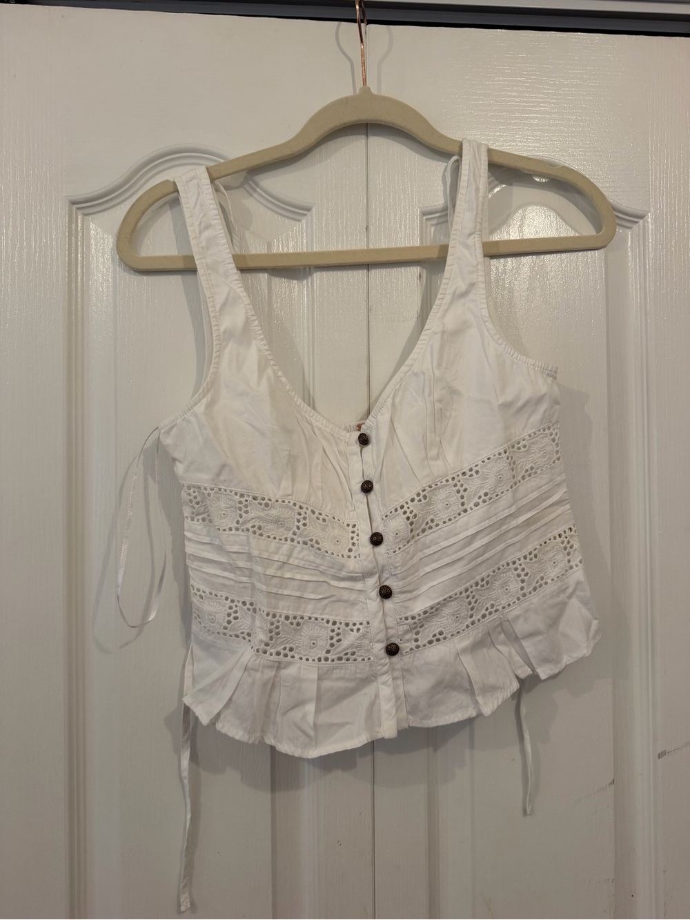 Free People Kianna Lace Tank Cami Blouse Top Embroidered Eyelet XS NWT
